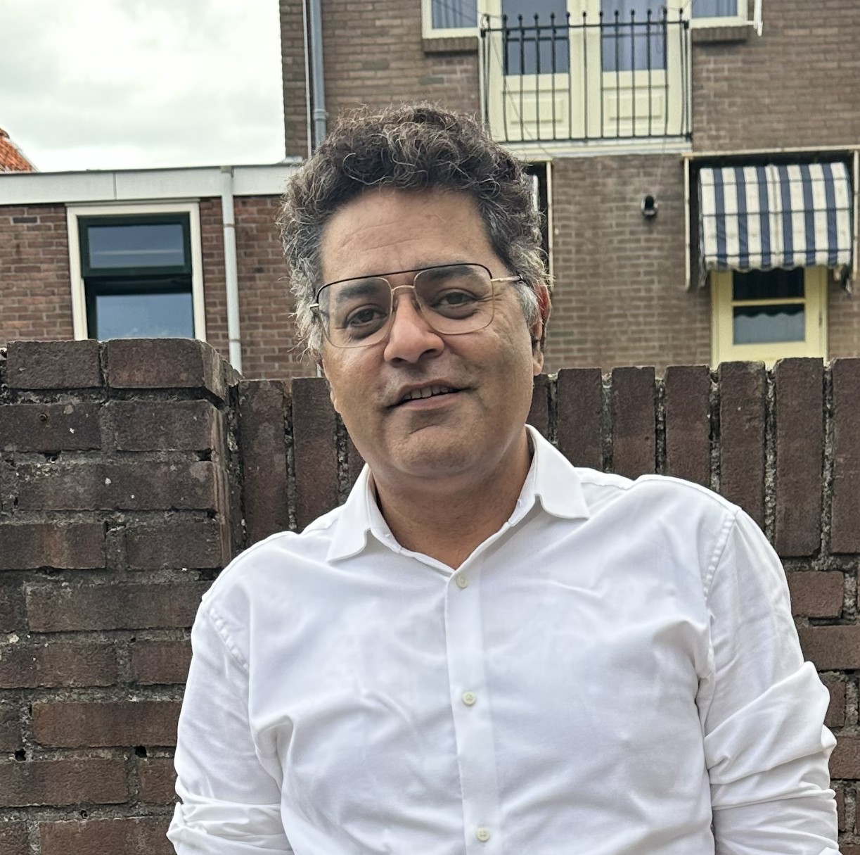 Ashish Kapoor